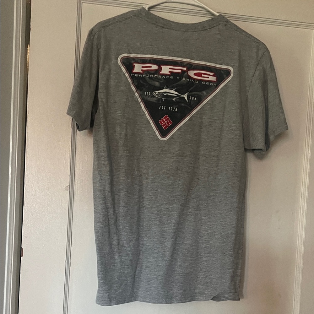 Columbia Gray Graphic Tee